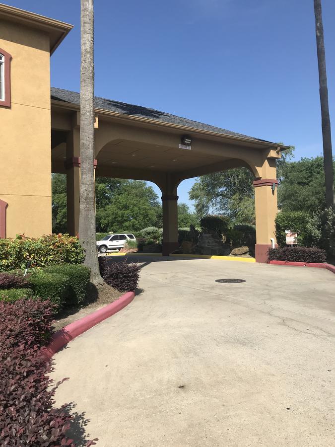Camelot Inn And Suites Aldine Bagian luar foto